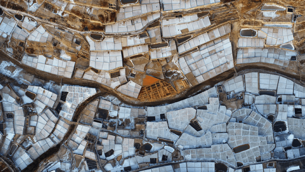 Pueblos de Álava, de abuelas a nietas y nietos. Añana, Foto cedida por la Fundación Valle Salado