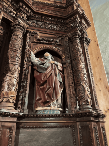 Pueblos de Álava, de abuelas a nietas y nietos. Valdegovía