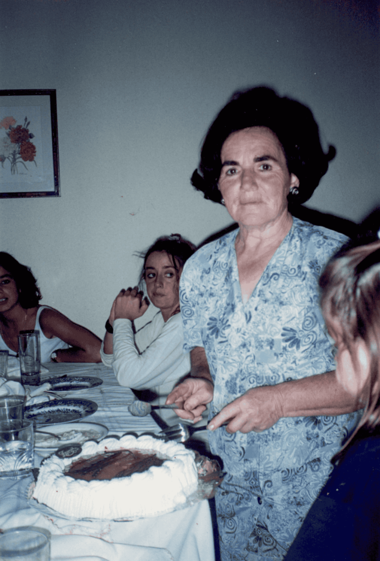 Pueblos de Álava, de abuelas a nietas y nietos. Okondo