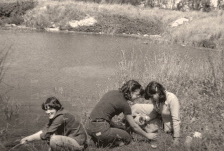 Pueblos de Álava, de abuelas a nietas y nietos. Okondo