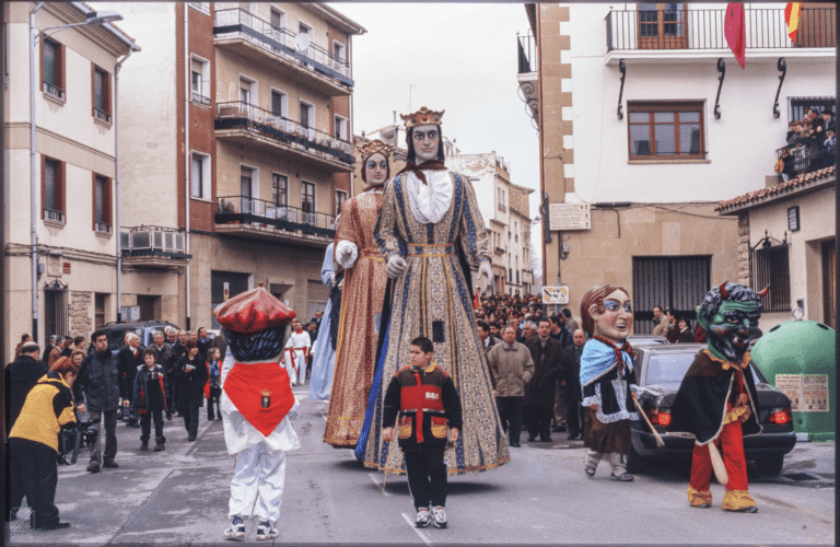 Pueblos de Álava, de abuelas a nietas y nietos. Oyón