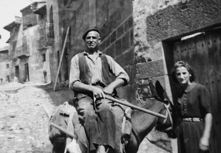 Pueblos de Álava, de abuelas a nietas y nietos. Elciego.