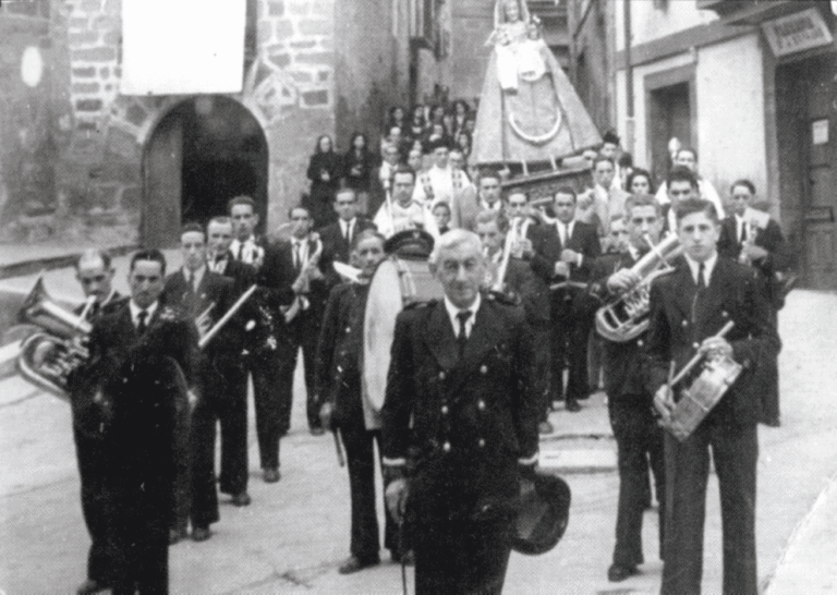 Pueblos de Álava, de abuelas a nietas y nietos. Elciego.