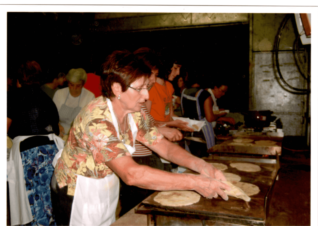Pueblos de Álava, de abuelas a nietas y nietos. Laudio - Llodio.