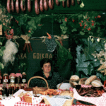 Dolores Astobiza en su puesto del mercado. Álbum familiar.